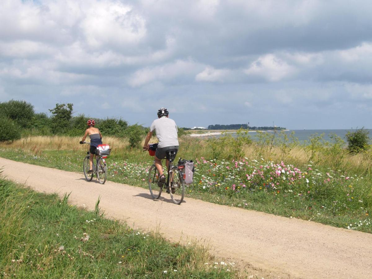 Direkt-Am-Suedstrand Burgtiefe auf Fehmarn Exterior foto